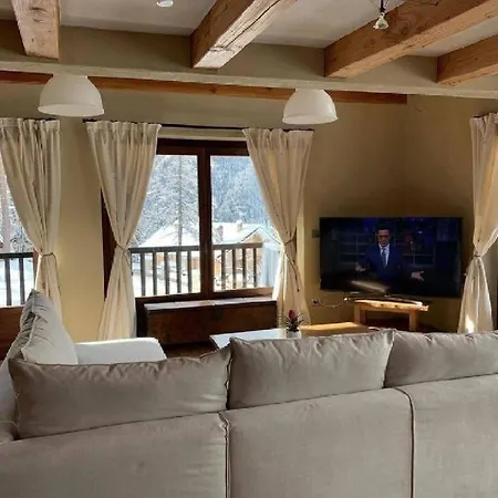 5 Bedroom Luxury Villa Dom wakacyjny *